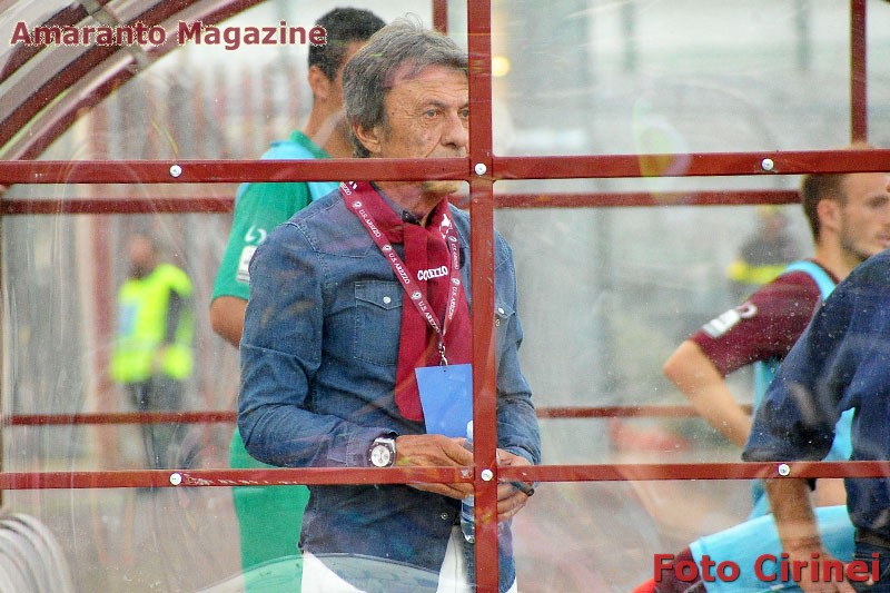 Mauro Ferretti in panchina nella partita vinta contro il Lumezzane